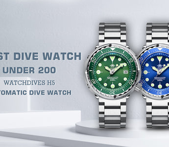 How is the watch movement grade divided?
